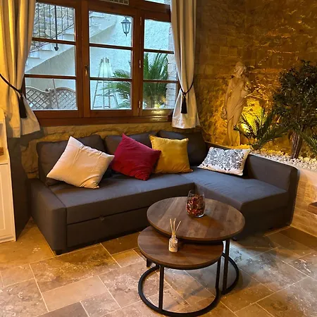 Apartman Studio Avec Cour Privative